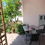 Apartman Marin *