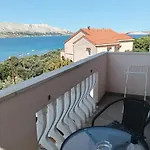 Marin Apartman Pag Town