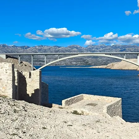 Marin * Pag Town