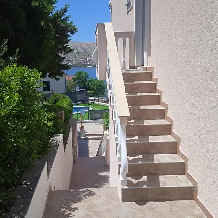 Apartman Marin *