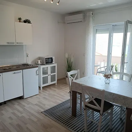 Apartman Marin