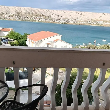 Marin Apartman Pag Town