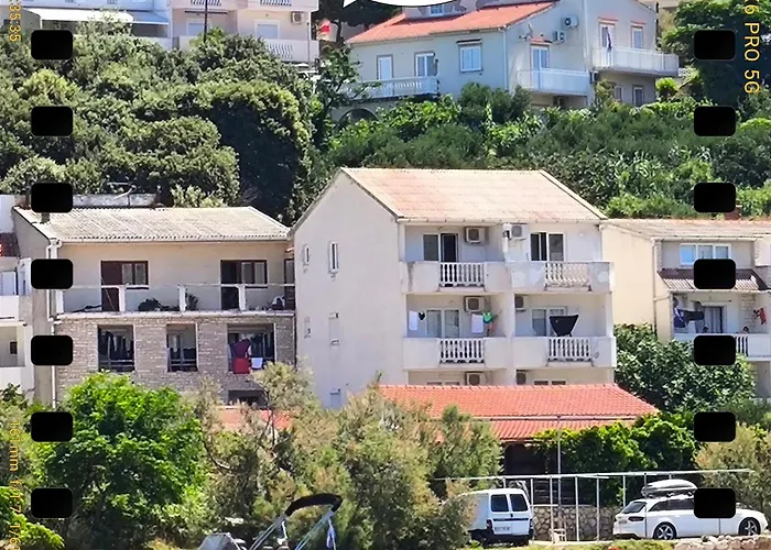 Marin Апартаменты Паг